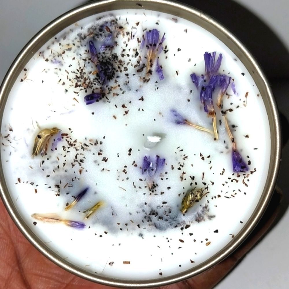Hand crafted limited edition "Vintage Floral" Zen-Me candle